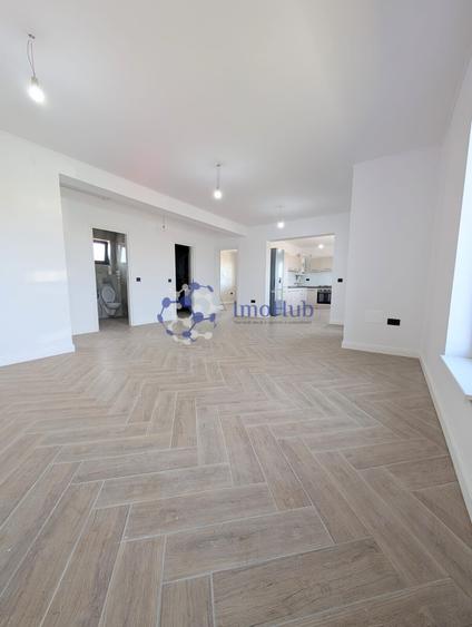 Casă individuală cu 4 camere cu Teren 400 Mp în Miroslava