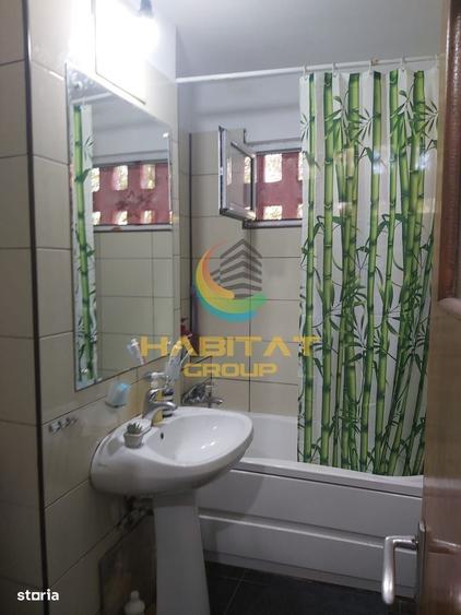 Apartament cu 3 camere semidecomandat în Alexandru Obregia