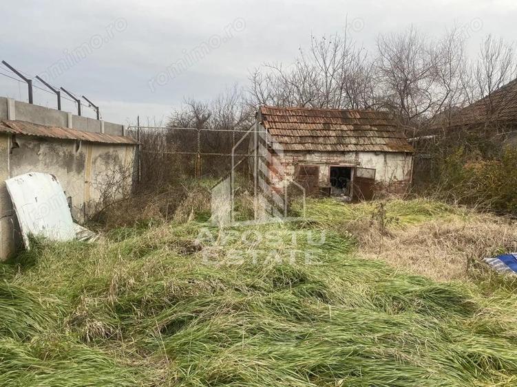 Casă cu 4 camere cu Teren 1509 Mp în Ghiroda