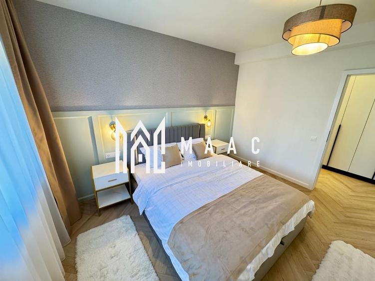 Penthouse cu 5 camere semidecomandat, mobilat în Cristian
