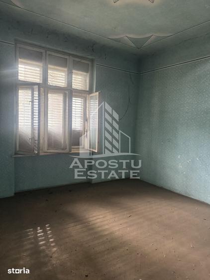 Casă cu 5 camere cu Teren 559 Mp în Șagului