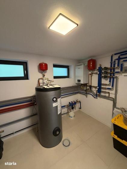 Casă cu 4 camere cu Teren 150 Mp în Calea Poplăcii