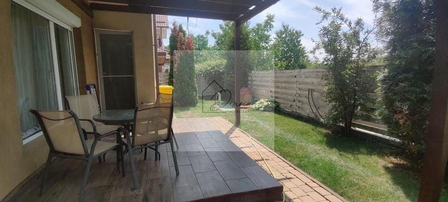 Casă individuală cu 4 camere cu Teren 445 Mp în Domnești