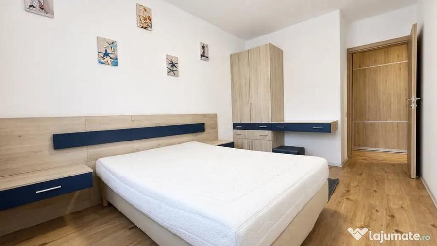 Apartament cu 3 camere semidecomandat în Băneasa