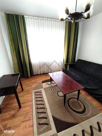 Apartament cu 3 camere decomandat în Unirii Sud