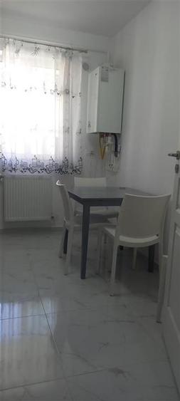 Garsonieră decomandată în Cug
