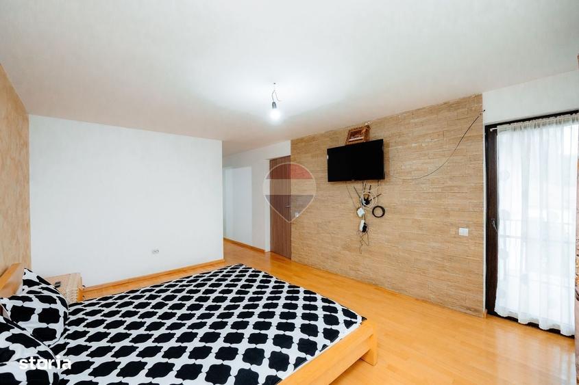 Casă cu 4 camere în Piscani