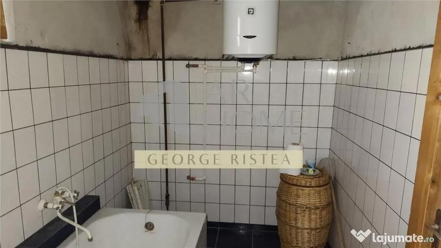 Casă cu 4 camere cu Teren 1294 Mp în Central