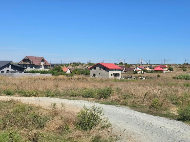Teren Construcții intravilan de 400 mp, în Agigea