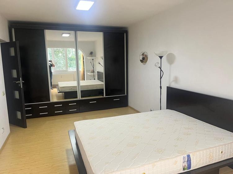 Apartament 2 camere titan sector 3, piata Minis+loc de parcare inclus in pret - 5