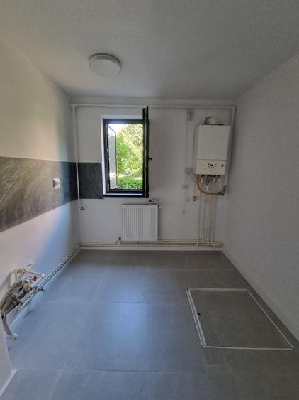 Apartament cu 2 camere decomandat în Micro 5