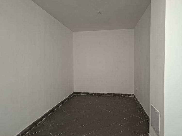 Spațiu comercial, de 60 mp, în Central