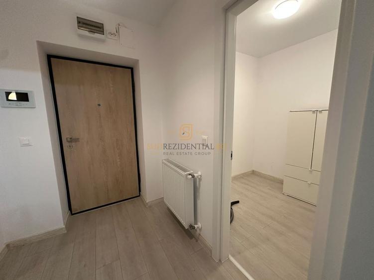Apartament cu 2 camere decomandat, mobilat în Central