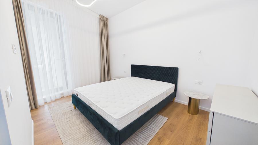 Apartament cu 2 camere semidecomandat în Grivița