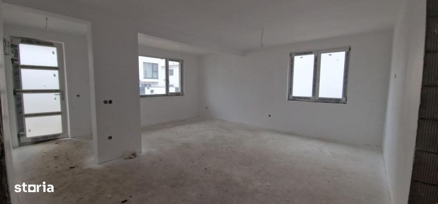 Casă cu 3 camere în Central