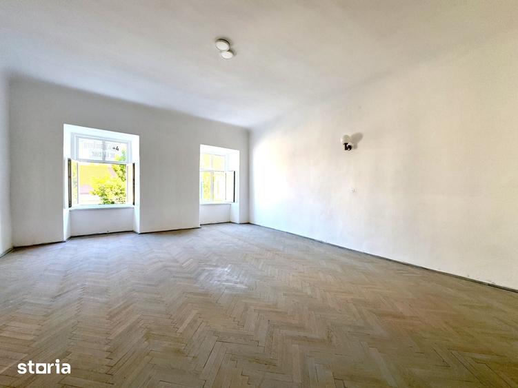 Apartament cu 2 camere în Central — fotografia 3