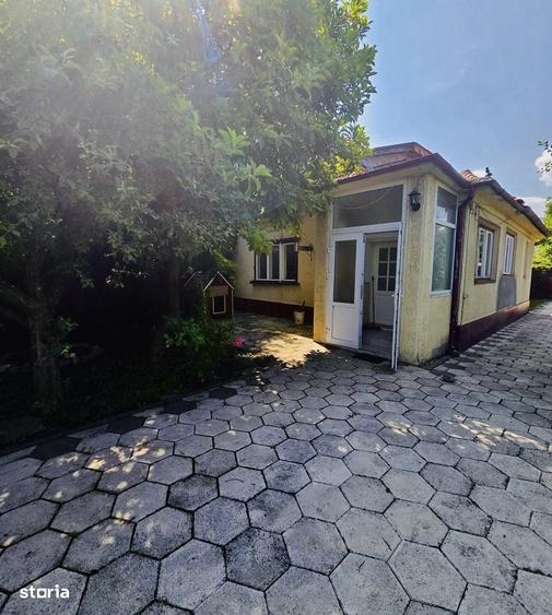 Casa de inchiriat Str. Aurel Vlaicu 18, Brasov | 3 camere - 2