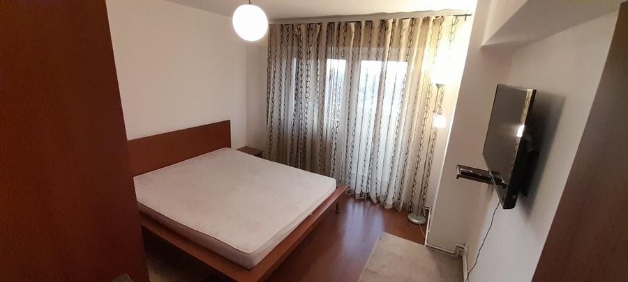 Apartament cu 2 camere semidecomandat în Aradului