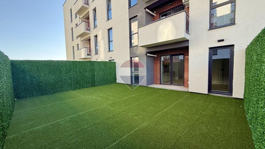 Apartament cu 2 camere semidecomandat, mobilat în Orașul Vechi