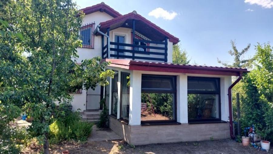 Casă cu 6 camere în Nanov - 2