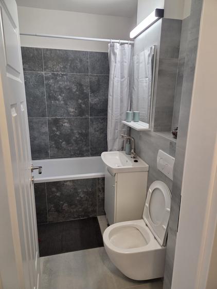 Apartament cu 2 camere decomandat în Ultracentral