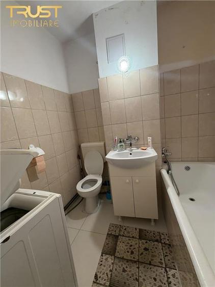 Apartament cu 2 camere decomandat în Mărăști