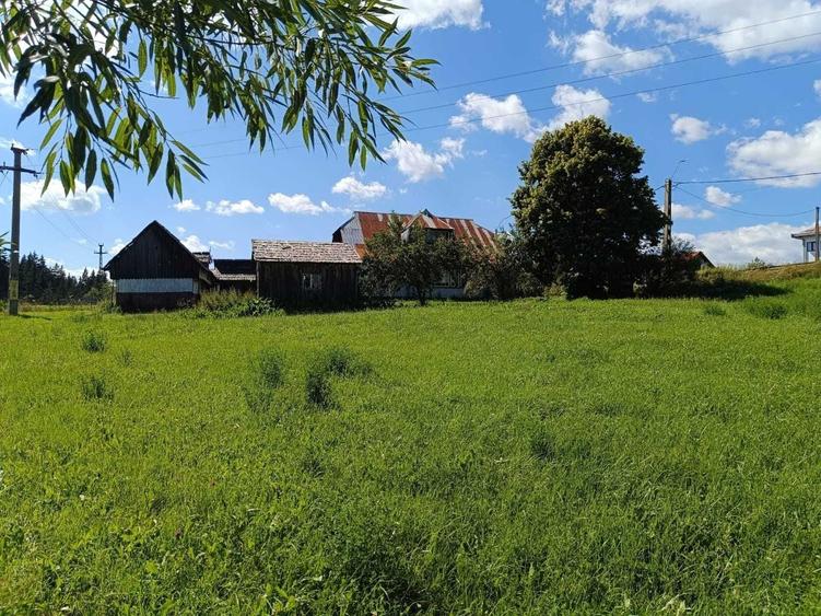 Casă cu 2 camere în Poiana Stampei