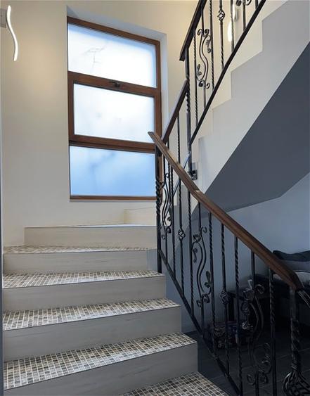 Casă individuală cu 5 camere cu Canalizare în Gilău