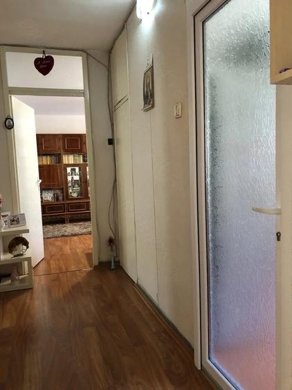Apartament cu 3 camere decomandat în Nord