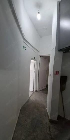 Spațiu comercial, de 201 mp, în Intim