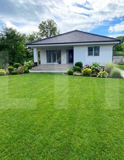 Casă individuală cu 4 camere cu Teren 600 Mp în Aiton
