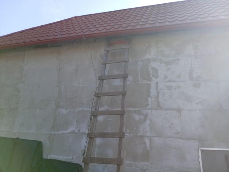 Casă cu 3 camere cu Teren 800 Mp în Exterior Vest