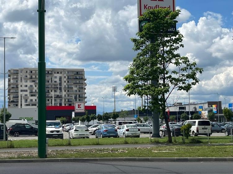Apartament cu 2 camere decomandat, mobilat în Griviței
