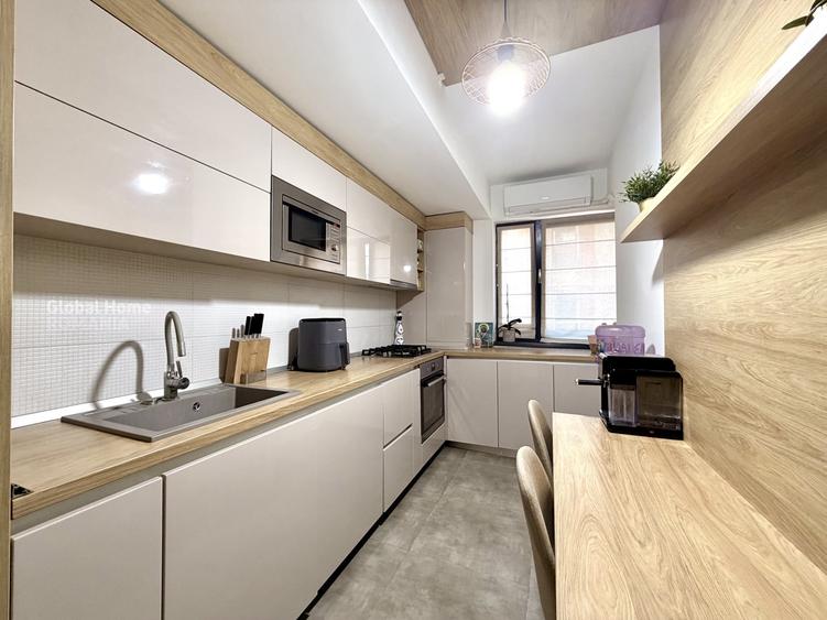 Apartament cu 3 camere decomandat, mobilat în Pipera