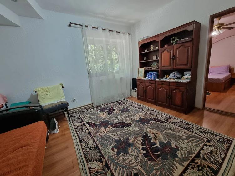 Spațiu comercial, de 218 mp, în Movilița