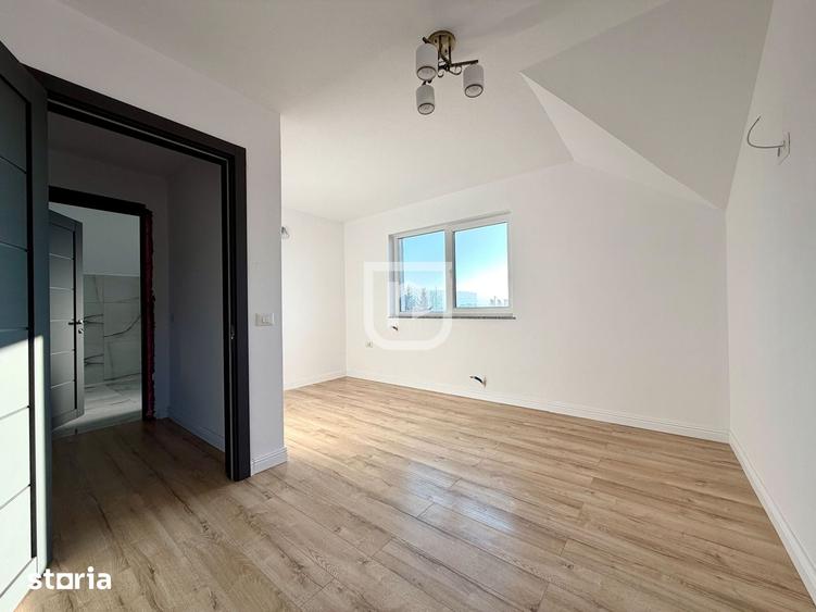 Casă cu 5 camere cu Teren 390 Mp în Central
