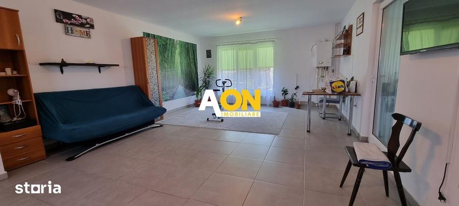 Casă cu 5 camere cu Teren 560 Mp în Micești