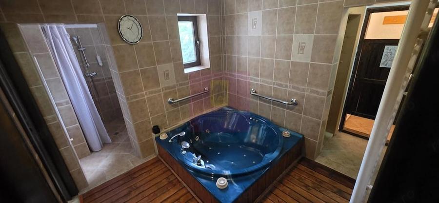 Spațiu comercial, de 1,200 mp, în Cornu