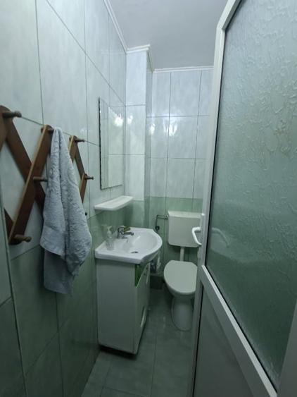 Apartament cu 4 camere decomandat, mobilat în Libertății