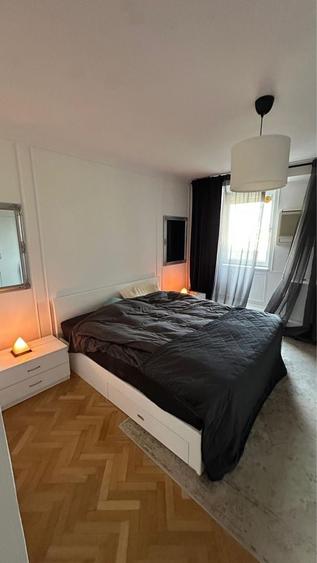 Apartament cu 3 camere decomandat în Unirii