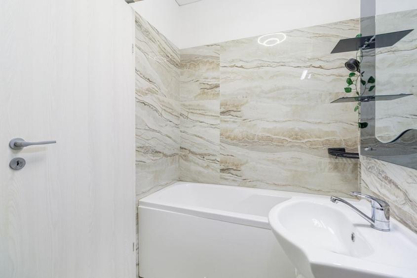 Apartament cu 2 camere decomandat în Chiajna