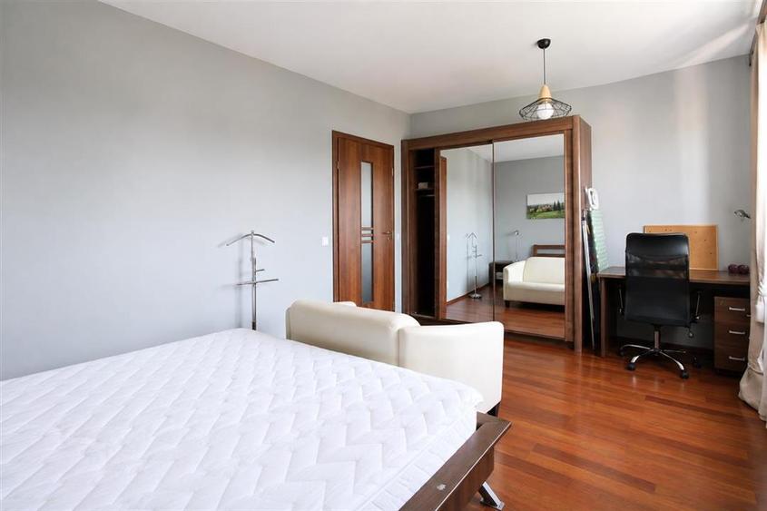 Apartament cu 2 camere semidecomandat în Zorilor