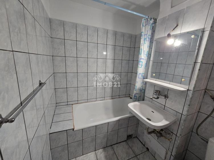 Apartament cu 2 camere decomandat, mobilat în 9 Mai