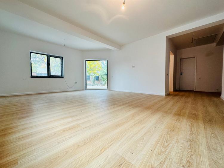 Casă individuală cu 4 camere cu Teren 375 Mp în Berceni