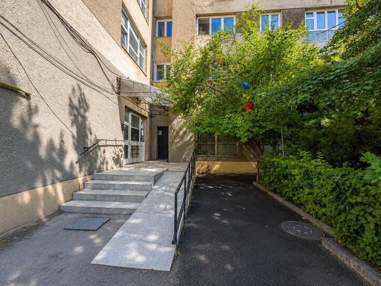 Garsonieră decomandată, mobilată în Pantelimon