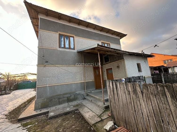 Casa in Babeni + teren 5700 mp - vizavi de Annabella