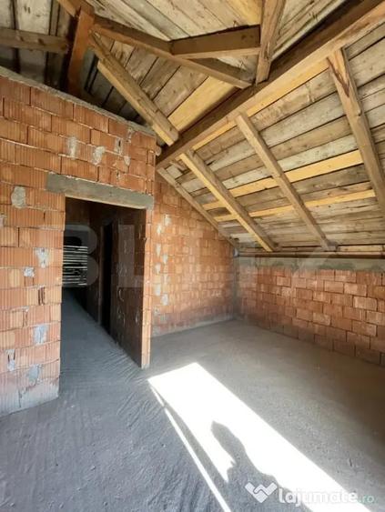 Casă cu 3 camere cu Teren 793 Mp în Fălticeni