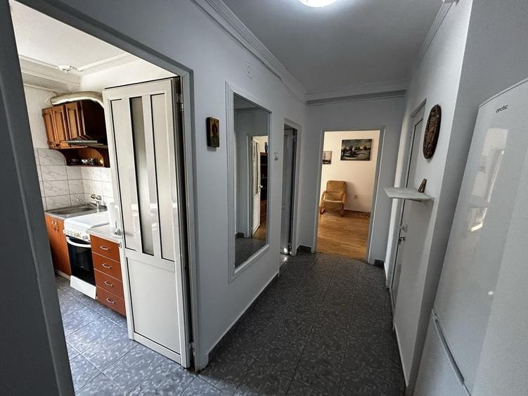 Inchiriez apartament 2 camere, Tudor Vladimirescu, Iasi, langa salon Sei bella, CT + AC - 7