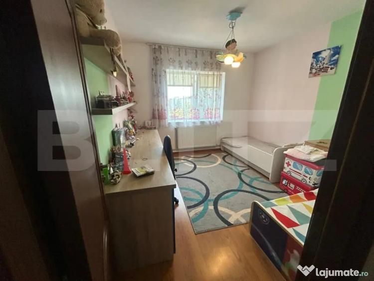 Apartament cu 2 camere semidecomandat în Micro 9