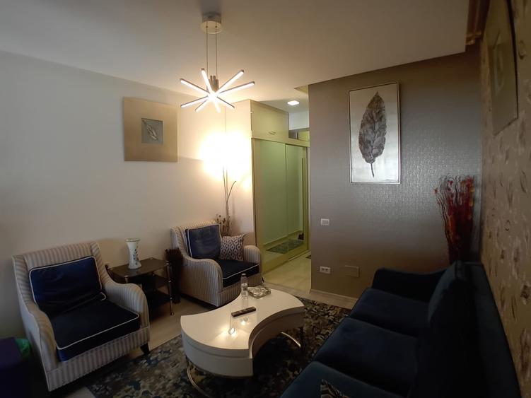 Apartament cu 3 camere semidecomandat, mobilat în Alba Iulia